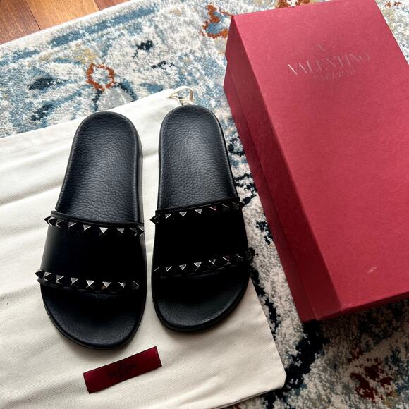 Valentino Rockstud Rubber Slider Sandal size 38 black - Picture 1 of 7